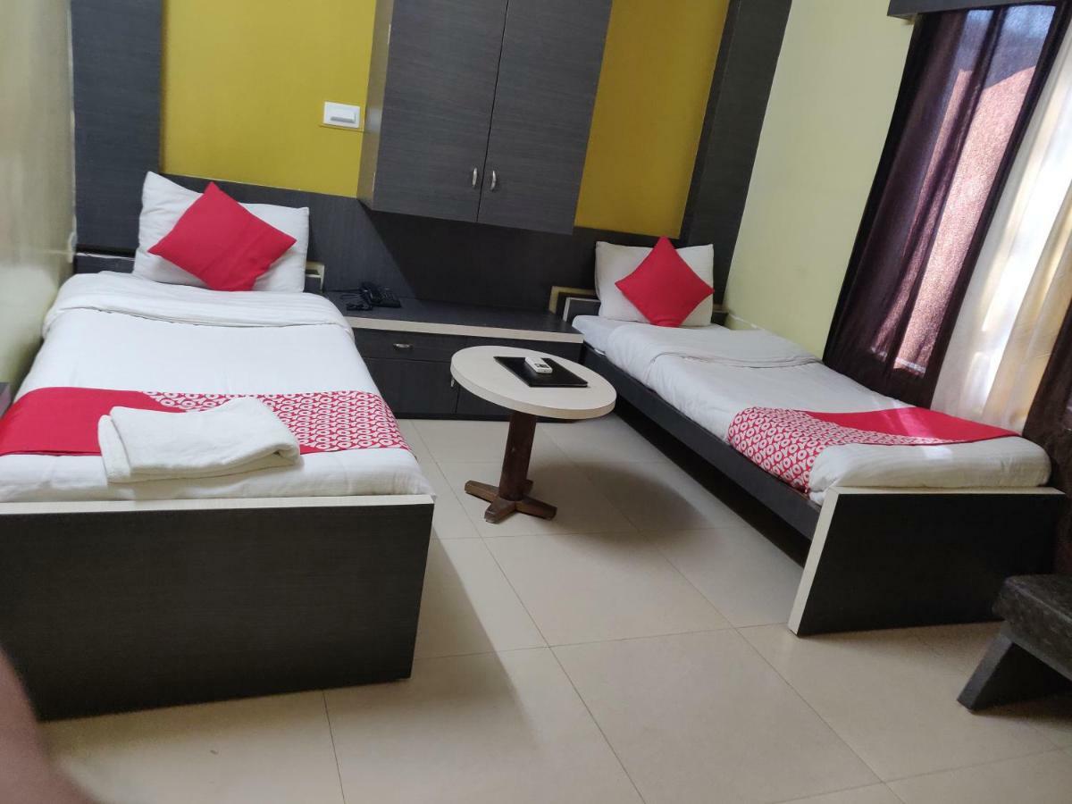 Hotel Jagat Sziliguri Kültér fotó
