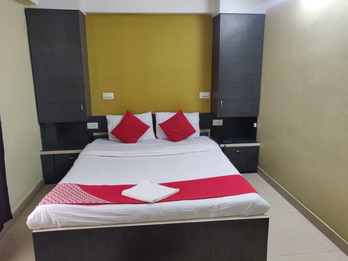 Hotel Jagat Sziliguri Kültér fotó